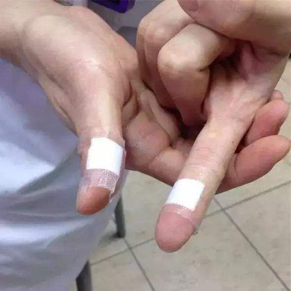 蘿薇丨玻璃安瓿瓶和軟安瓿瓶的區(qū)別你真的明白了嗎？